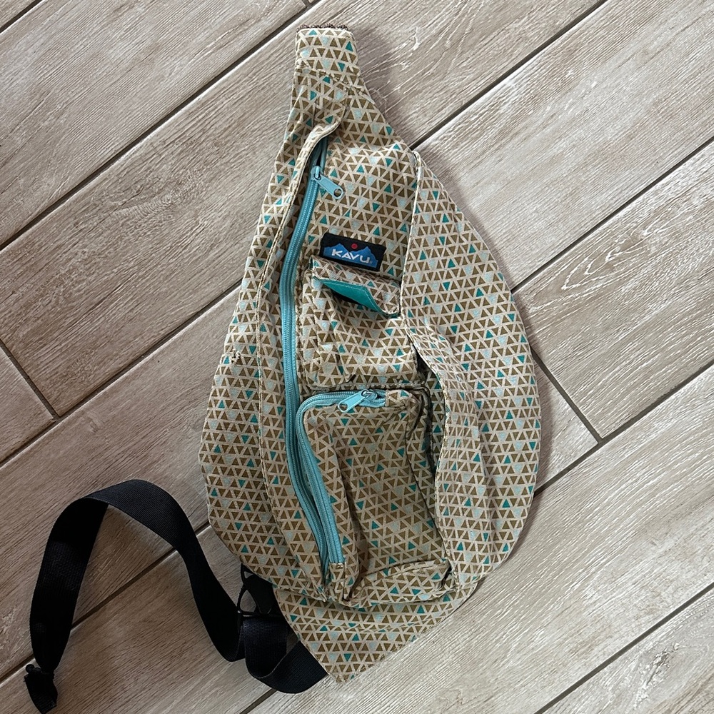 Kavu Triangular Pattern Sling Bag with Blue Accents